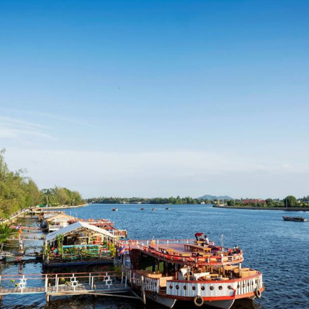 KAMPOT – KAYAK – PHNOM PENH