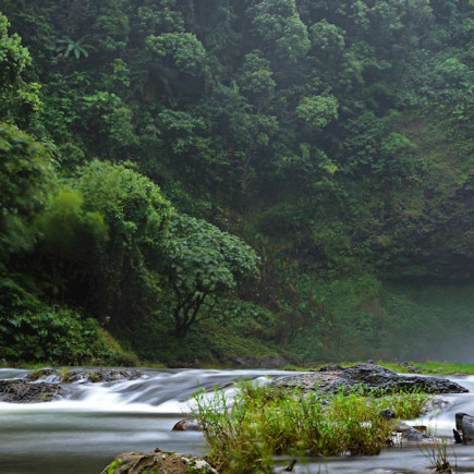 CUEVAS DE PAK OU Y CASCADA KUANG SI
