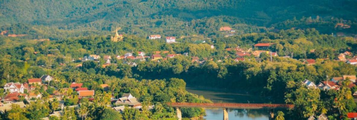 EXCURSIÓN DE 2 DÍAS POR LAOS - BARCO PRIVADO