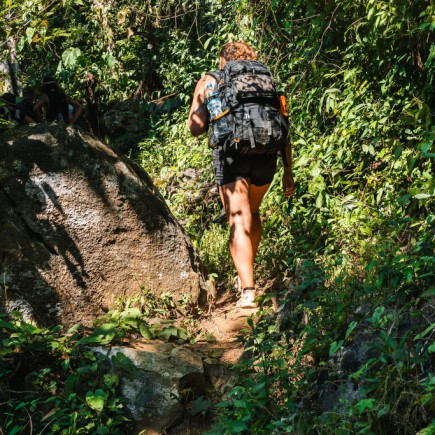 TREKKING EN NONG KHIAW