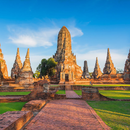 Tour de Ayutthaya y Bang Pa-In con Almuerzo en Coche