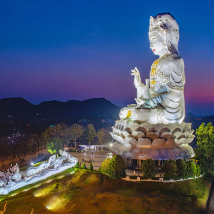 CHIANG RAI – DOI TUNG – MAE SAI – CHIANG SAEN – CHIANG RAI 