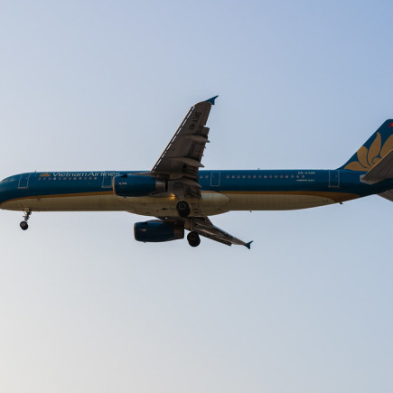 HUE - VUELO A HA NOI