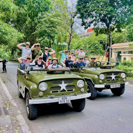 TOUR EN JEEP Y EXPERIENCIA GASTRONÓMICA EN HA NÓI