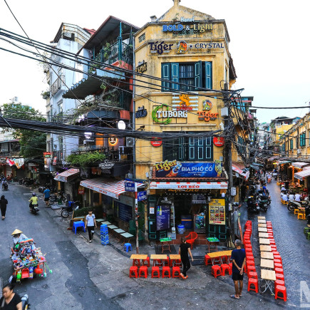 LUANG PRABANG - VUELO A HANOI