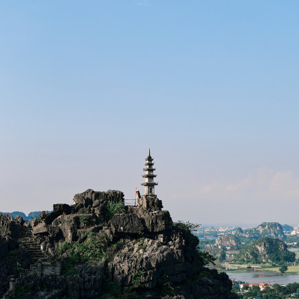 NINH BINH – HOA LU – TRANG AN – CUEVA MUA TOUR DE DÍA COMPLETO