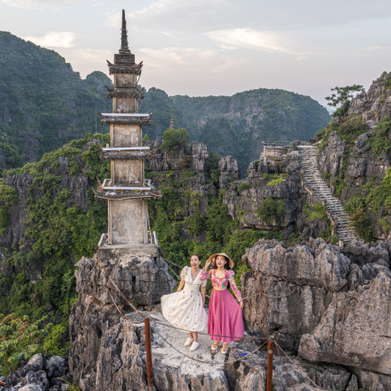 TOUR DE DÍA COMPLETO A HOA LU - TAM COC - CUEVA MUA