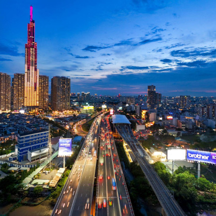 LLEGADA A CIUDAD HO CHI MINH