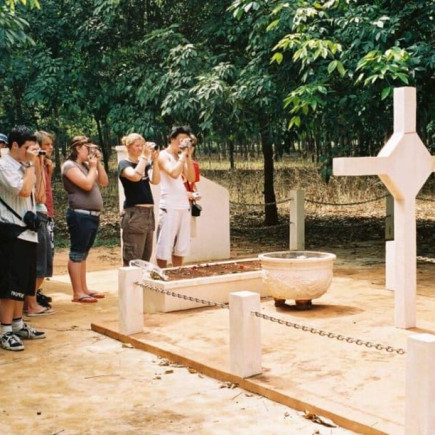 SAI GON – LONG TAN – NUI DAT TOUR DE DÍA COMPLETO