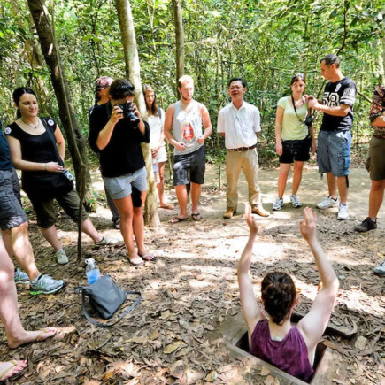 TOUR POR LA CIUDAD DE SAIGÓN – TÚNELES DE CU CHI