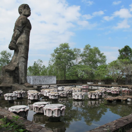 Día completo: Santuario de My Son y la masacre de Vinh Trinh