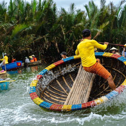 Paseo en bicicleta y en barca de mimbre por Hoi An