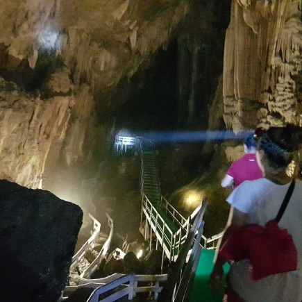 DU GIA - ALDEA DE DUONG - LUNG TAM - CUEVA DE LUNG KHUY - QUAN BA - CIUDAD DE HA GIANG – UNIRSE AL GRUPO