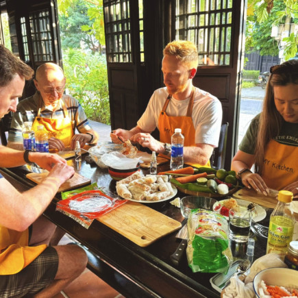 HOI AN – VISITA AL MERCADO Y CLASE DE COCINA EN RED BRIDGE