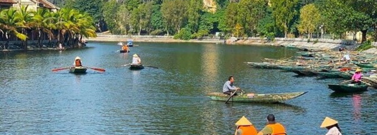 Tour privado de lujo por Vietnam: viajes personalizados de cultura y confort