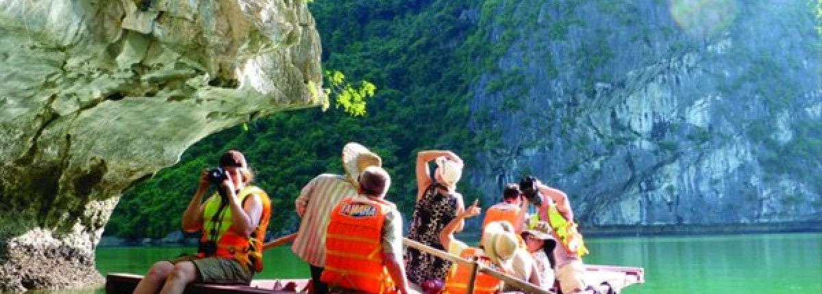 Paquete de tour privado familiar por Vietnam: vacaciones a medida para todas las generaciones