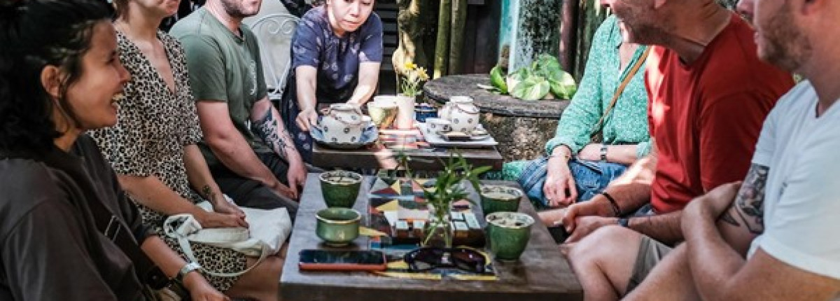Experiencia privada de patrimonio y gastronomía en Vietnam: sabores y tradiciones auténticos