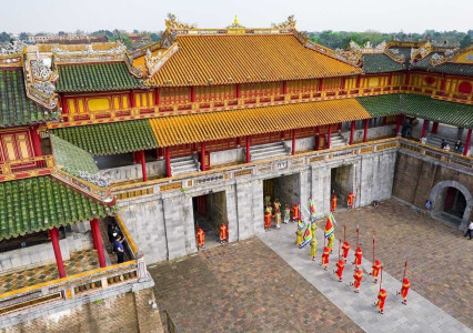 Experiencia Privada de Patrimonio y Gastronomía en Vietnam | Tour de Lujo a Medida