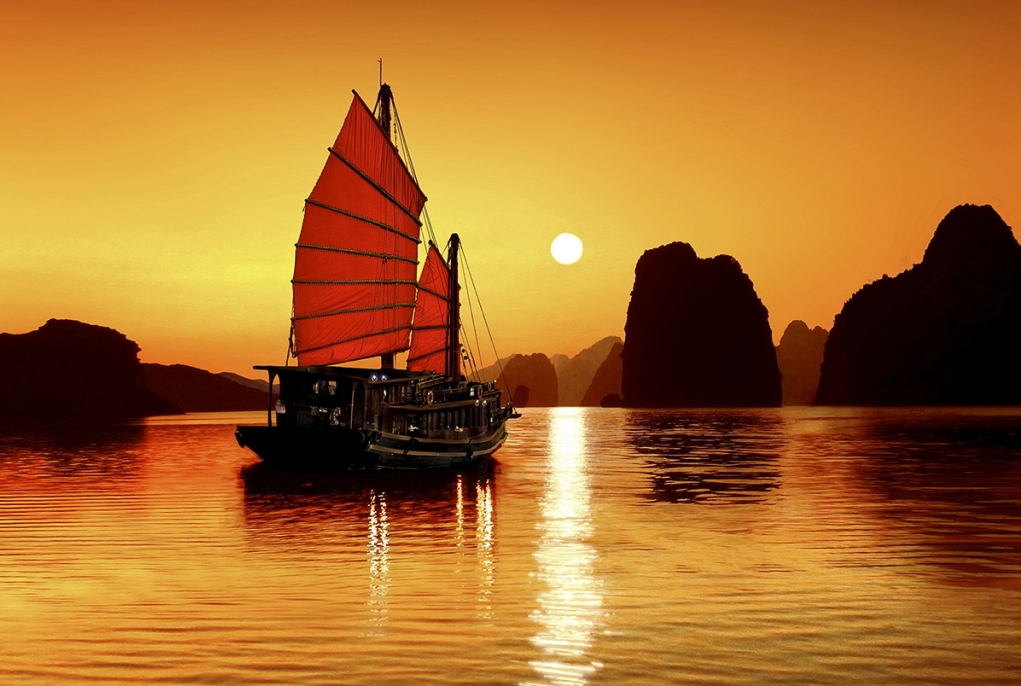 halong-bay-vietnam.jpg (562 KB)