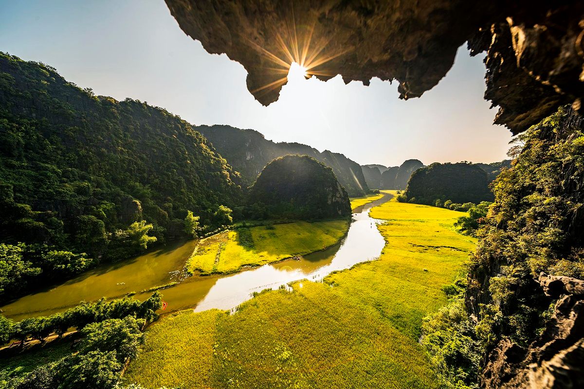tam-coc-ninh-binh.jpg (255 KB)
