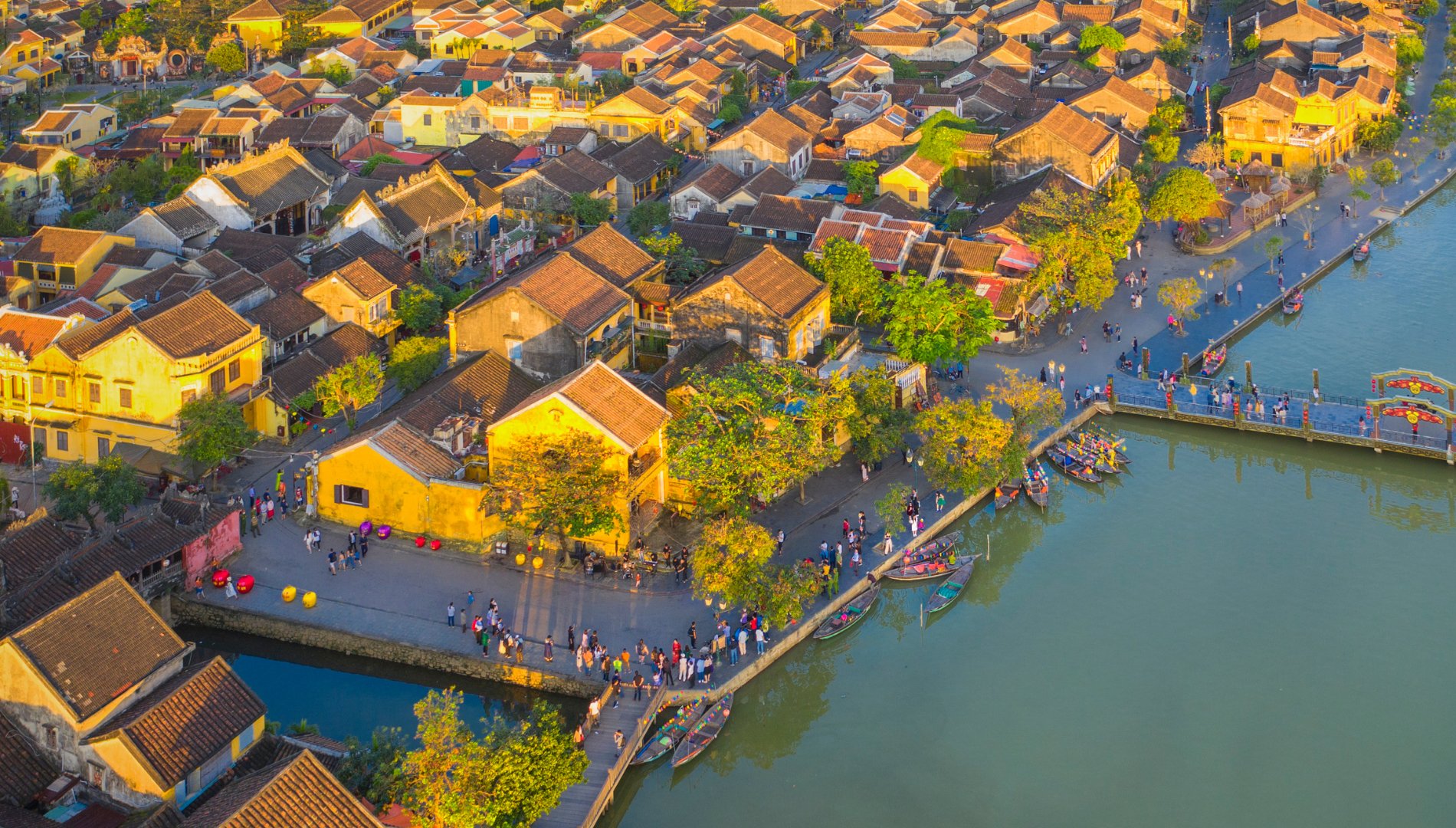 ky-niem-25-nam-do-thi-co-hoi-an-duoc-unesco-cong-nhan-di-san-van-hoa-the-gioi-124449.jpg (518 KB)