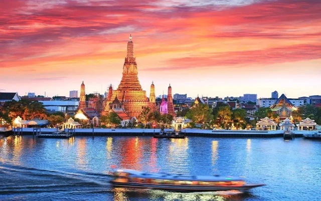 luxury-thailand-honeymoon-beach-retreat-for-romantic-couples4.png (398 KB)