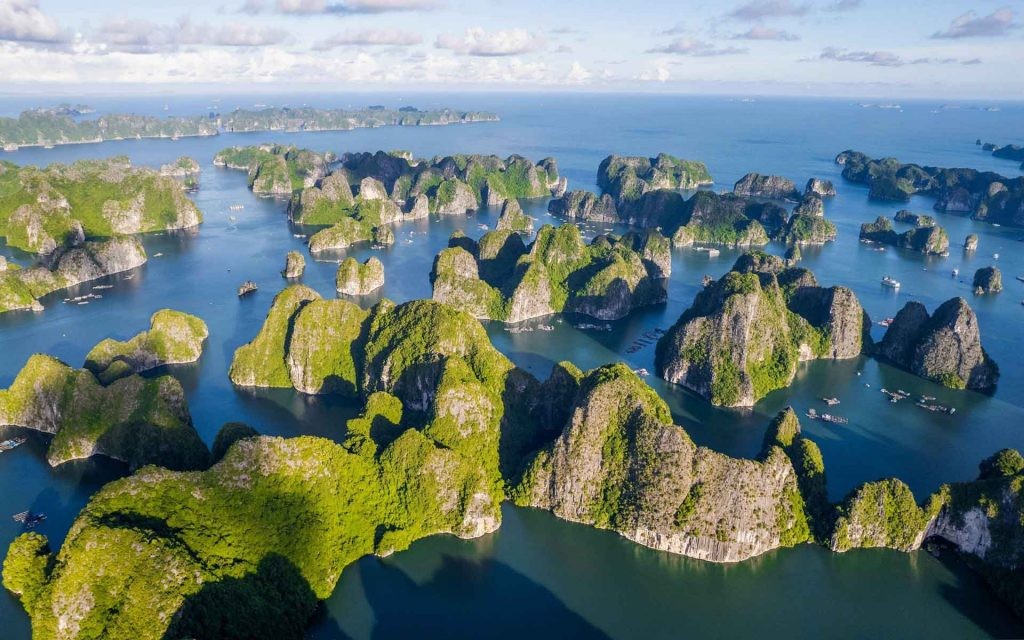 luxury-vietnam-heritage-and-coastal-escape-across-iconic-destinations4.jpg (193 KB)