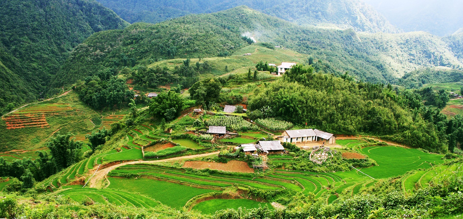 sapa-trekking-tour-private-for-cloud-chasing-journey1.jpg (791 KB)
