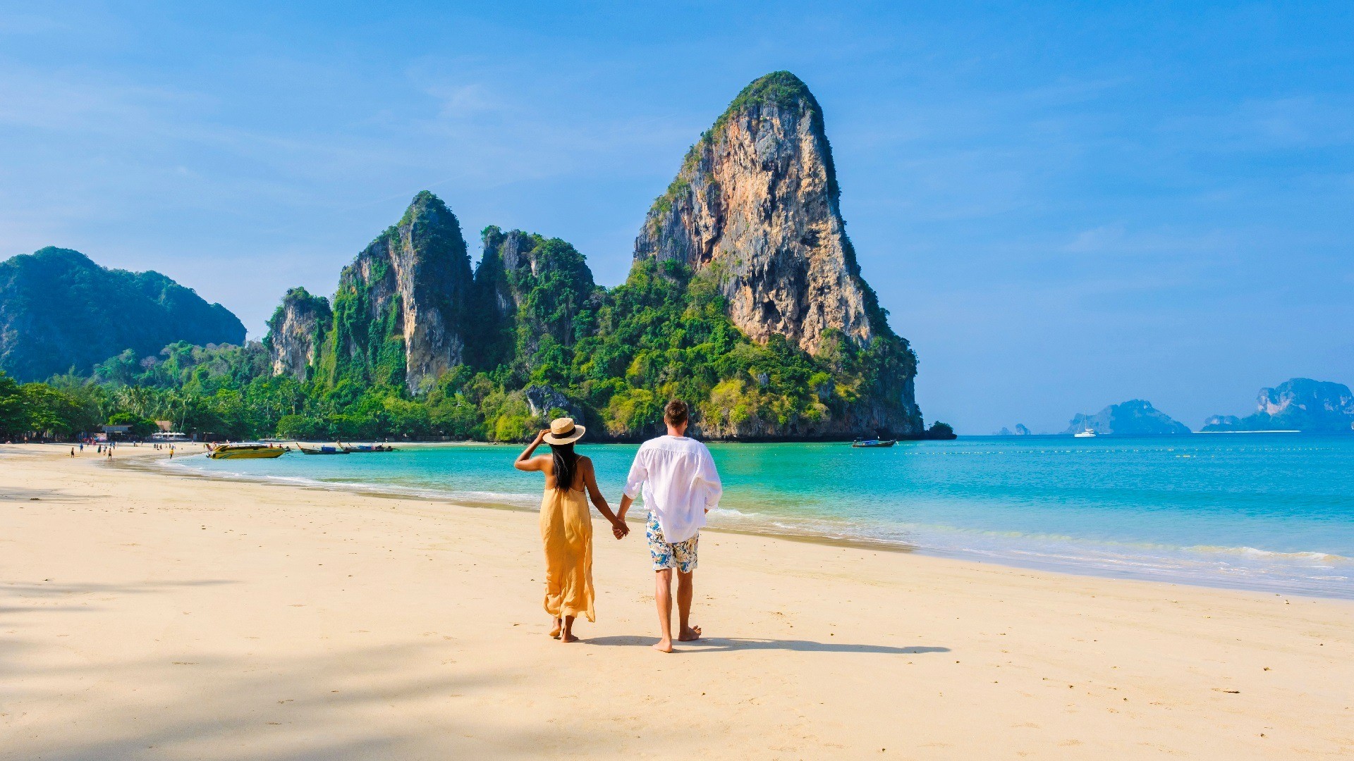 thailand-island-hopping-luxury-tour-across-thailands-best-islands5.jpg (497 KB)